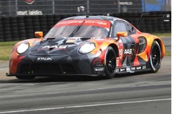 Porsche 911 RSR-19 #99 'Proton Racing' Le Mans 2021 (Tincknell, Inthraphuvasak & Latorre)