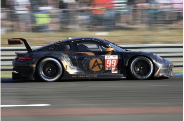 Porsche 911 RSR-19 #99 'Hardpoint Motorsport' Le Mans 2022 (A. Haryanto, A. Picariello & M. Rump)