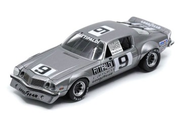 Chevrolet Camaro #9 Daytona IROC 1974-1975 (Emerson Fittipaldi) Limited 300