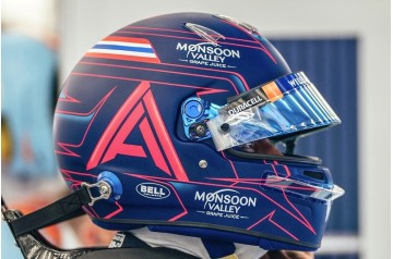 Alexander Albon F1 race helmet 2023 (Williams Racing)