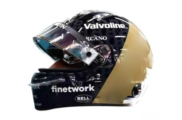 Fernando Alonso race helmet 2024 British Grand Prix (Aston Martin Aramco F1 Team)