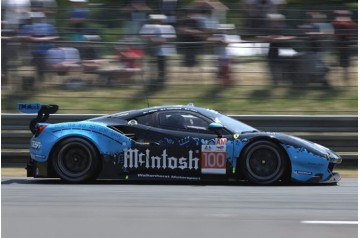 Ferrari 488 GTE EVO #100 'Walkenhorst Motorsport' Le Mans 2023 (C. Hull, A. Haryanto & J. Segal)