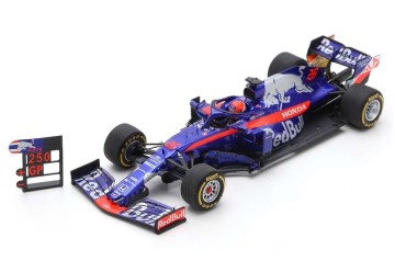 Scuderia Toro Rosso #26 Honda STR14 Chinese Grand Prix 2019 - 250th GP (Daniil Kvyat)