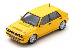 Lancia Delta HF Integrale Evoluzione 1993 (yellow)