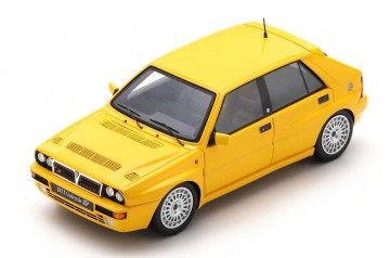 Lancia Delta HF Integrale Evoluzione 1993 (yellow)