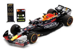 Red Bull RB19 #1 Sprint Race Qatar GP 2023 (Max Verstappen - 2023 Drivers' Champion) with pit board Red Bull RB19 #1 Sprint Race Qatar GP 2023 (Max Verstappen - 2023 Drivers' Champion) with pit board